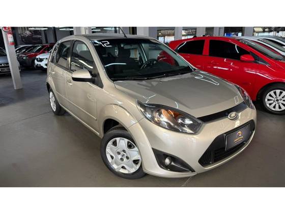 FORD FIESTA 1.0 ROCAM HATCH 8V FLEX 4P MANUAL